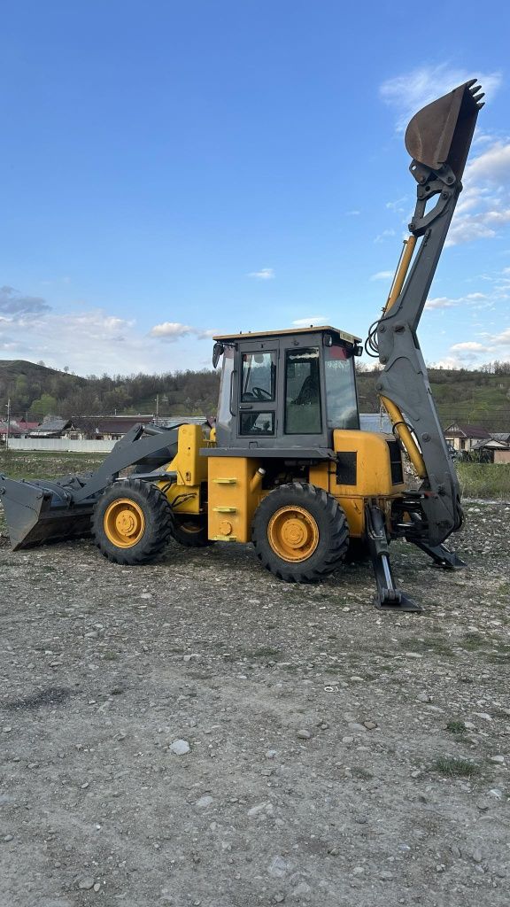 Buldo Excavator XCMG 30-25