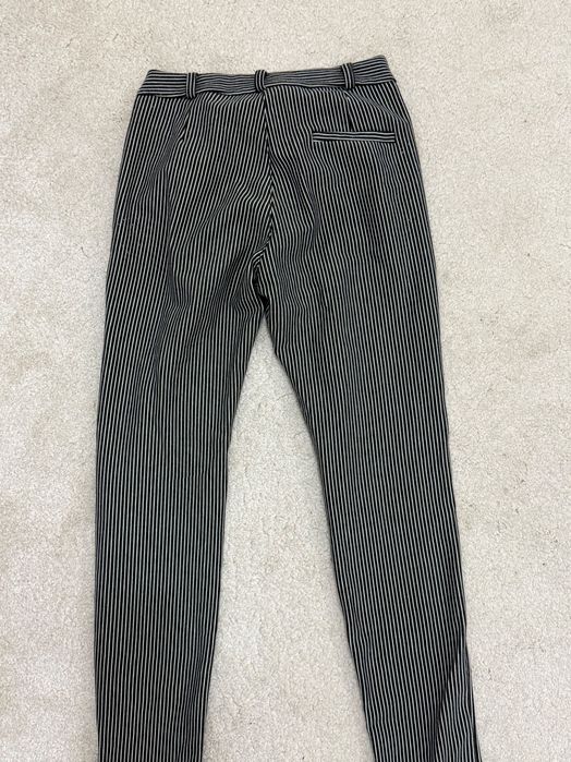 Дамски комплект сиво райе