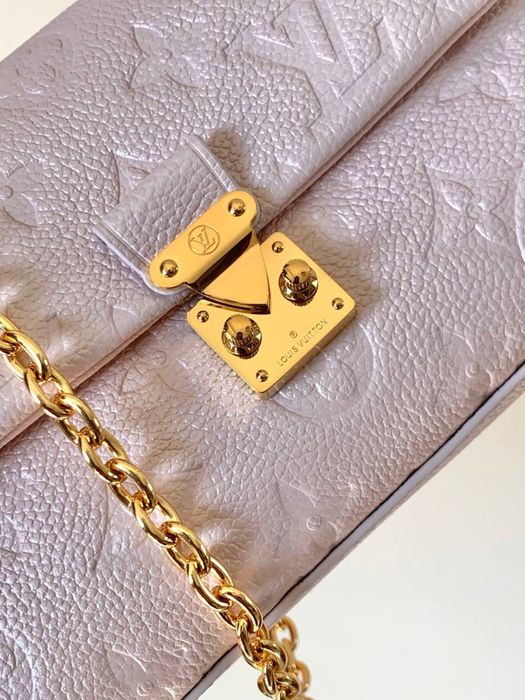 Geanta Louis Vuitton Madeleine Nano