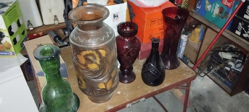 Vaze diverse la bucata sau la pachet.