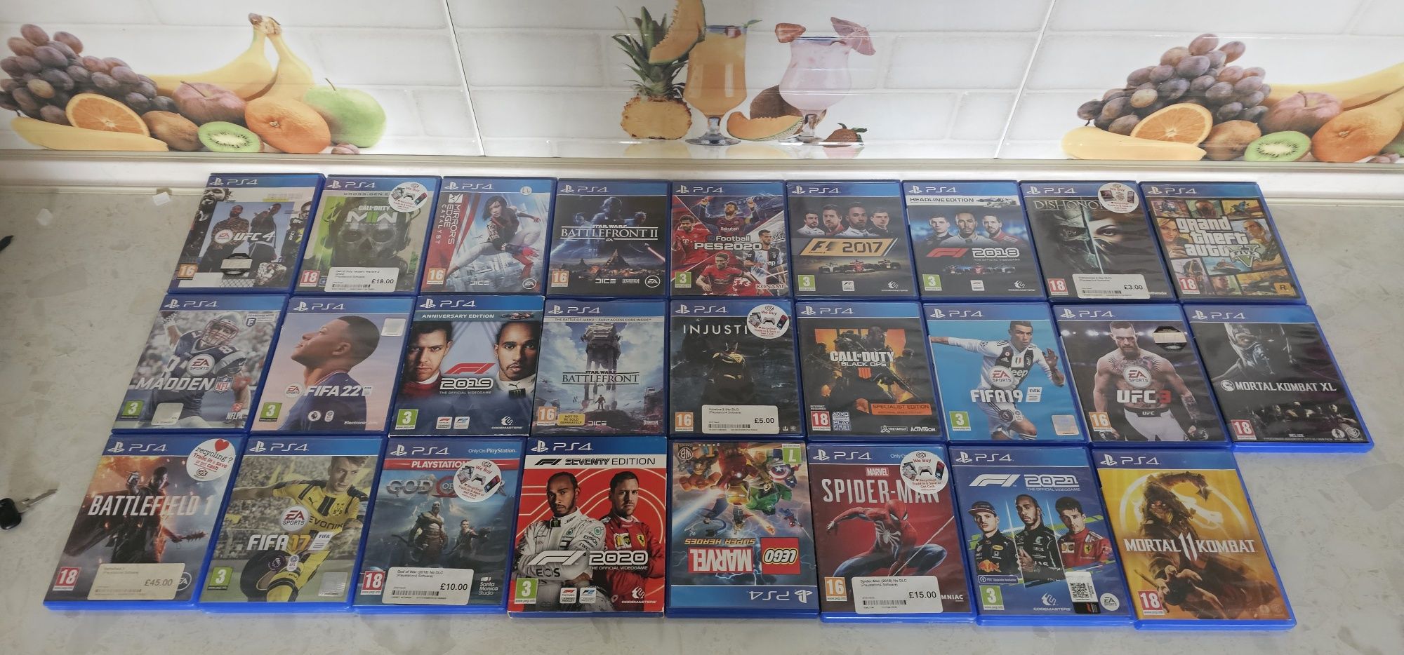 Продам Playstation 4