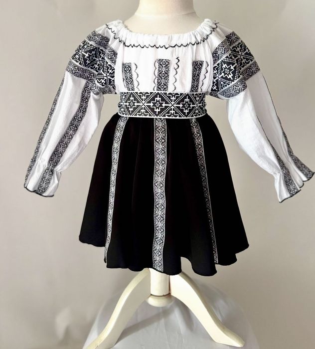 Costume populare pt fetițe