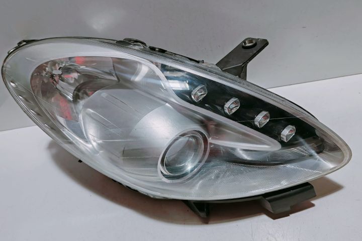 Far xenon dreapta 00505202270 Alfa Romeo Giulietta 940