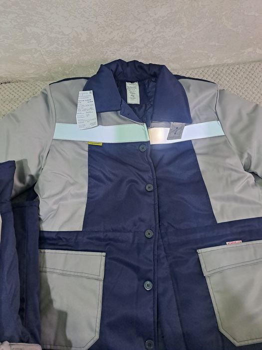 Продам спец одежду