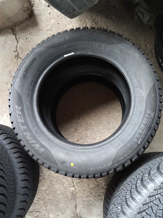 2 Нови зимни гуми 185/65R15 Pirelli Cinturato Winter (KS) 88T
