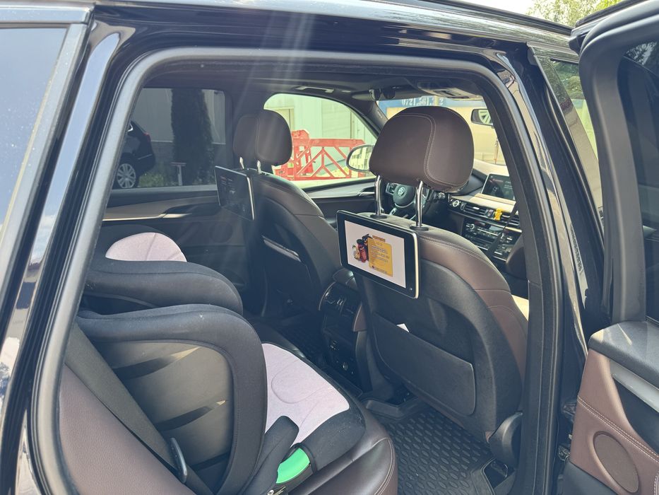 Vand Bmw X5M Fabrica Unic Propietar Stare perfecta TVA Deductibil