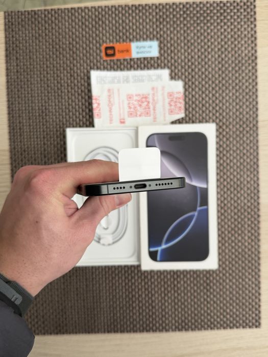 НОВ! 256Gb*ЛИЗИНГ* iPhone 16 Pro Max Black Titanium / 24М ГАРАНЦИЯ