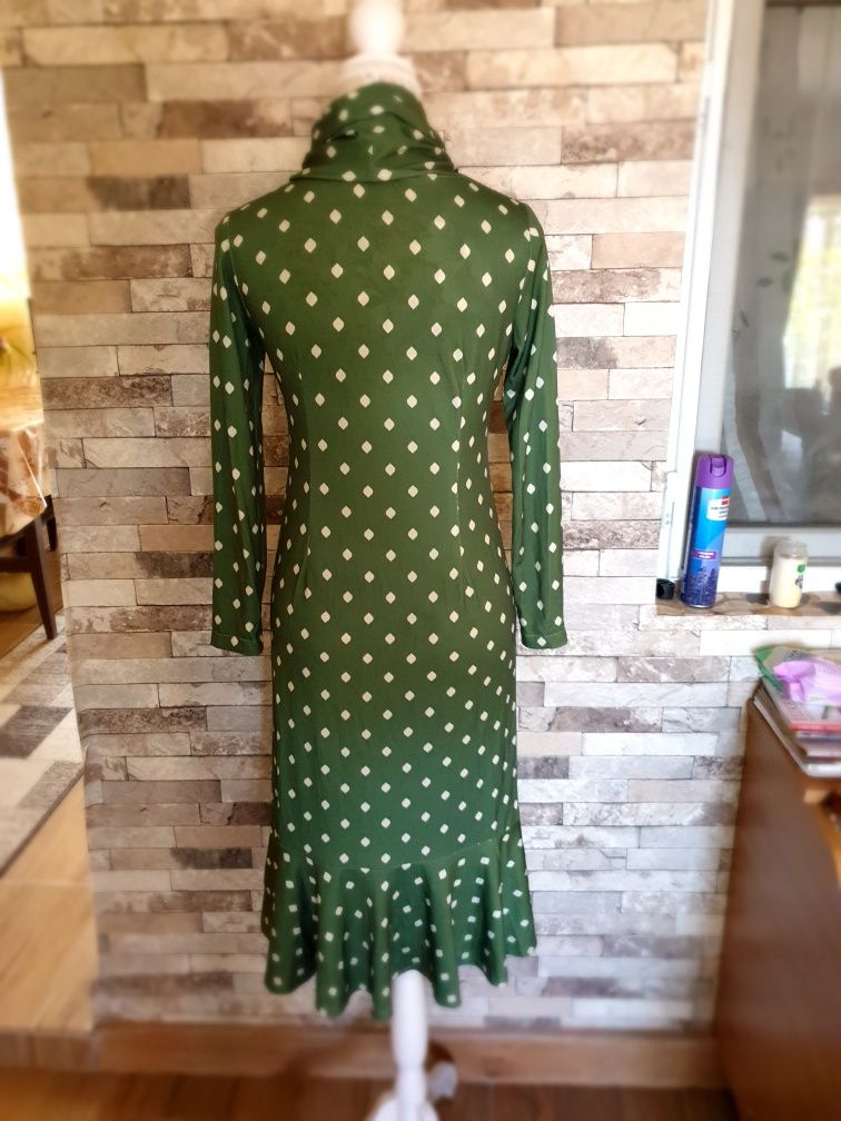 Vand rochie de primavara
