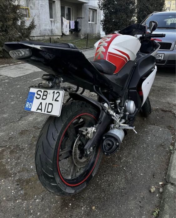 Yamaha YZF  R125