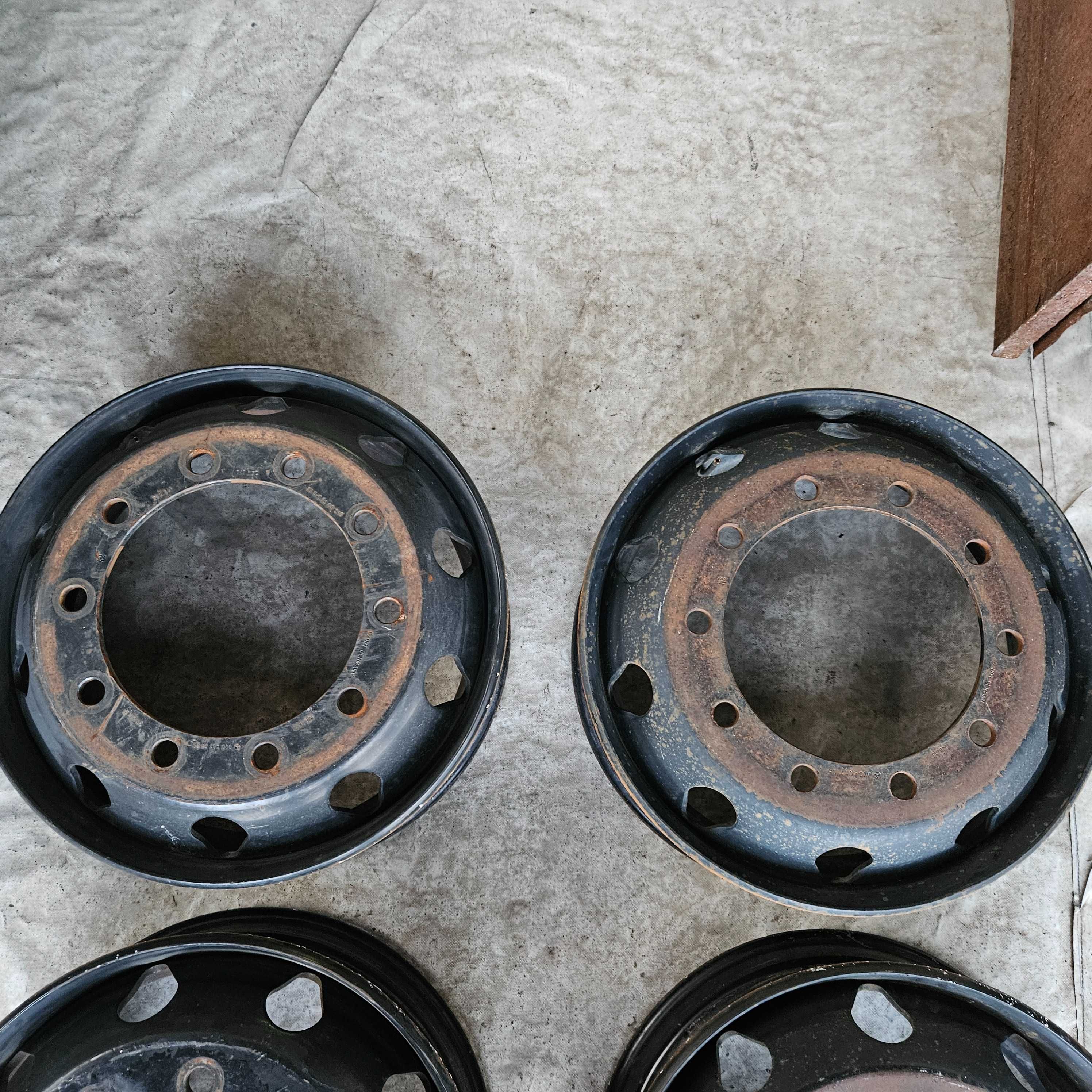 6 стоманени джанти 6.75x22.5 с 10 отвора Mercedes Germany KPZ
