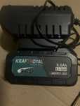 Acumulator cu incarcator Kraft Roial