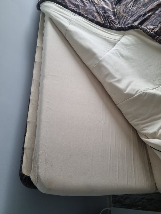 Разтегателен диван