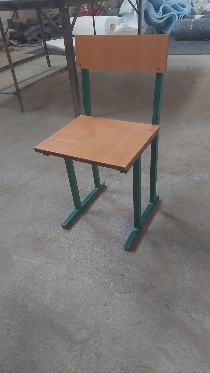 Сдам парты в аренду
