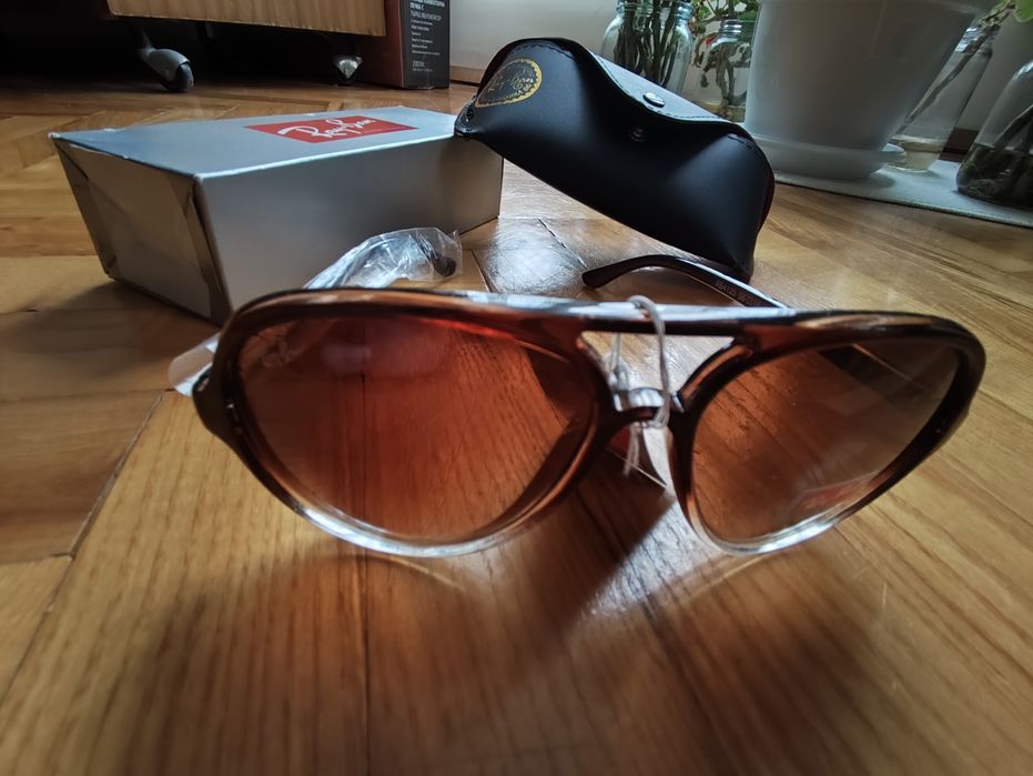 Дамски слънчеви очила Ray ban