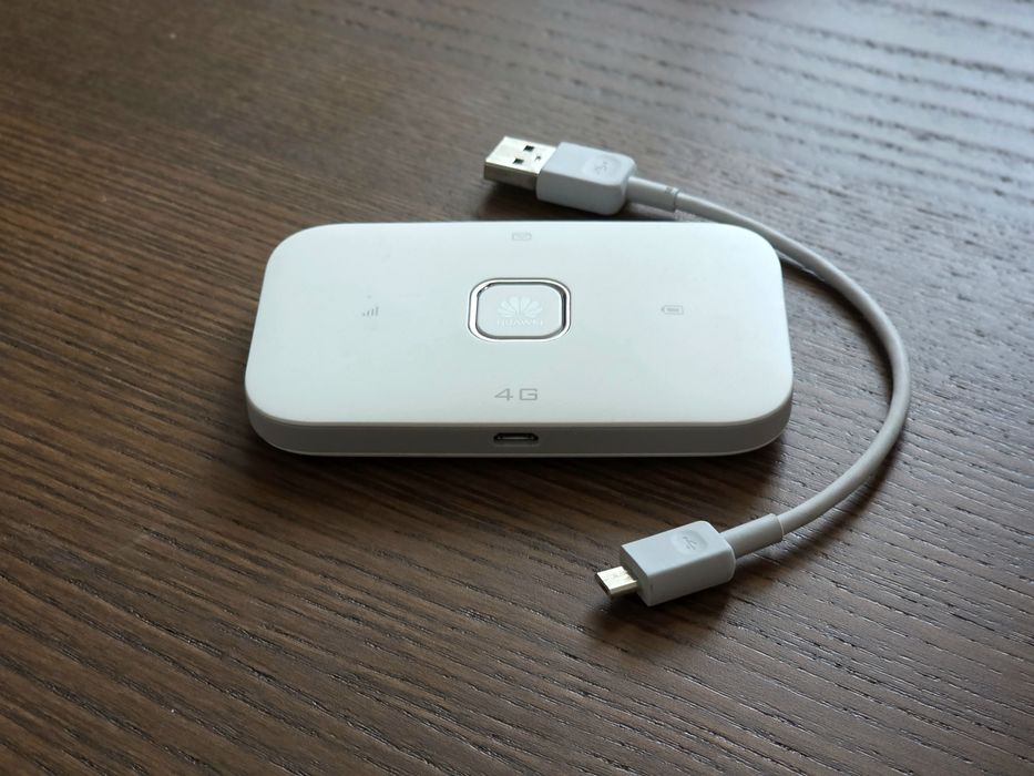 Router 4G (Slot SIM) Huawei E5576-322