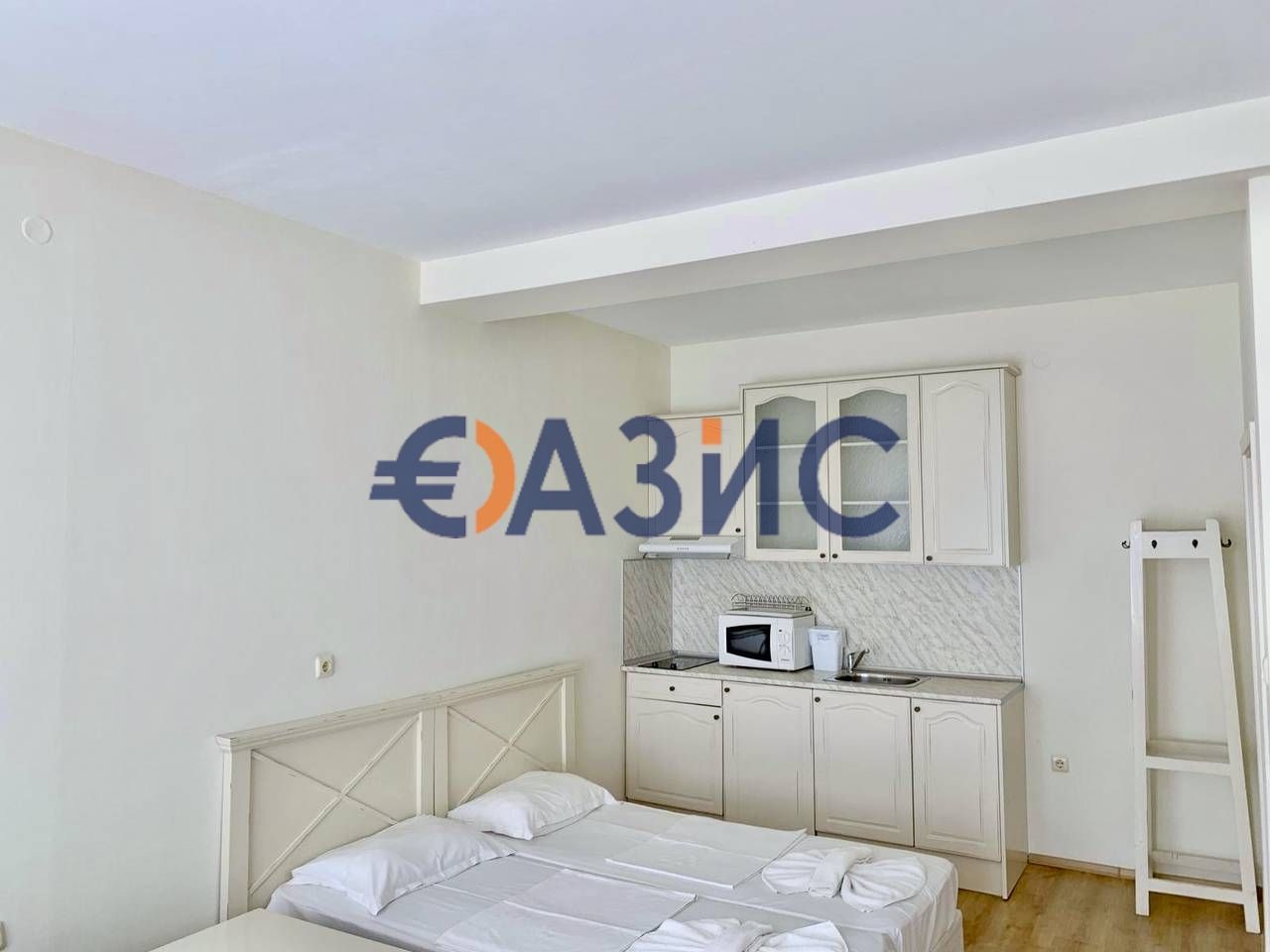 Студио в комплекс Flores Park, 52 кв.м., Слънчев бряг, България, 52