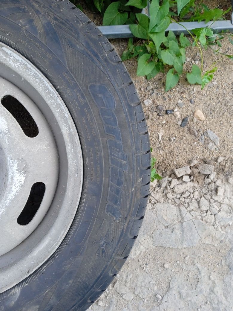 Продам резину с дисками R13