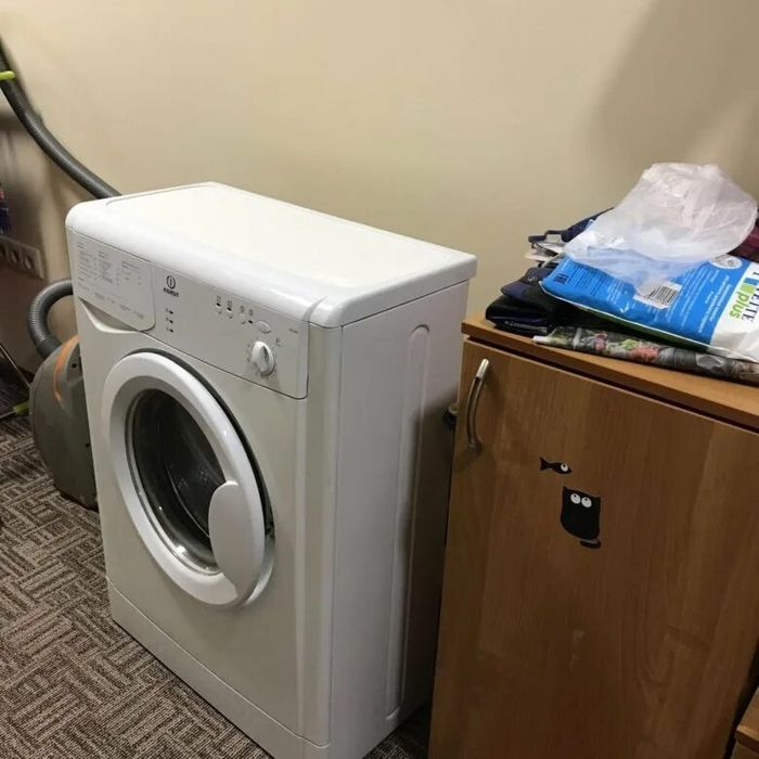 Стиральная машина целый