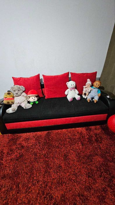 Продается мягкая мебель, диван и два кресла