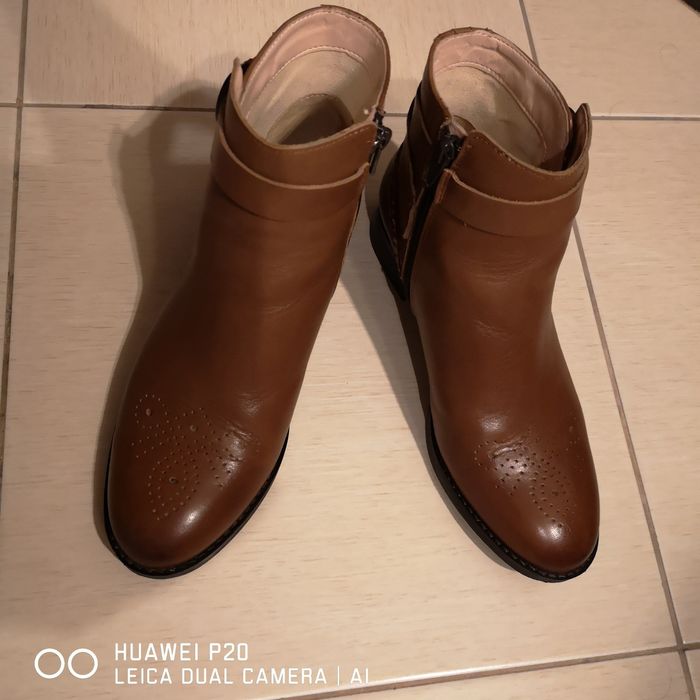 Ghete Clarks, mărimea 36, o singura purtare