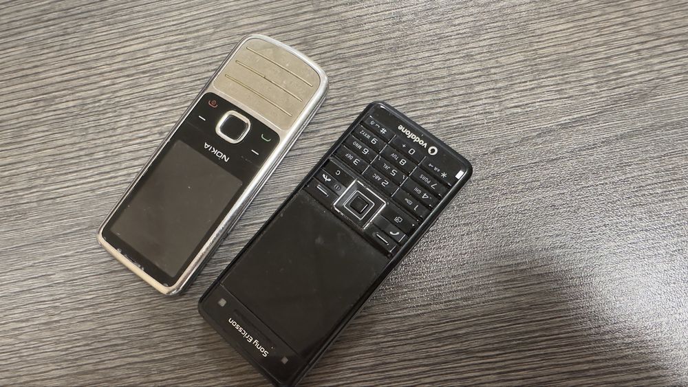 Nokia 6700 classic SE C902