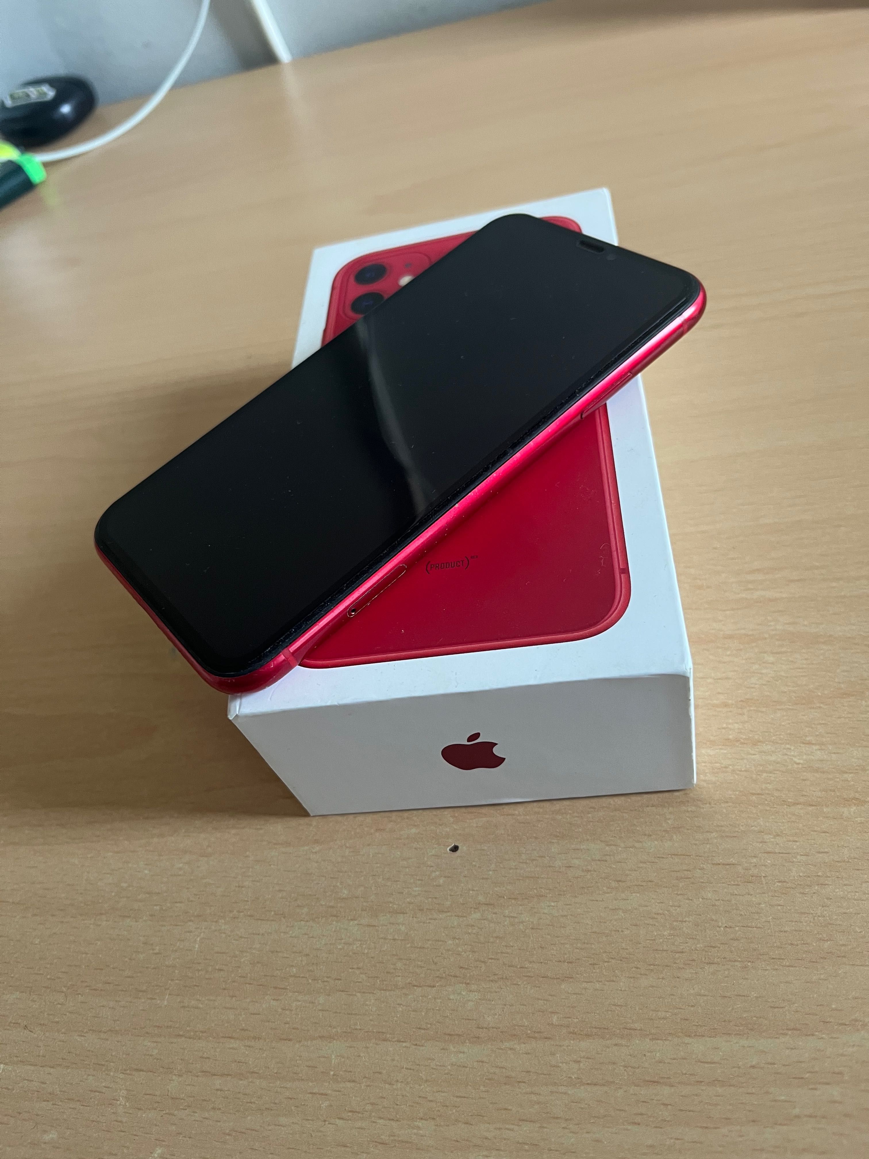 iPhone 11 64gb red