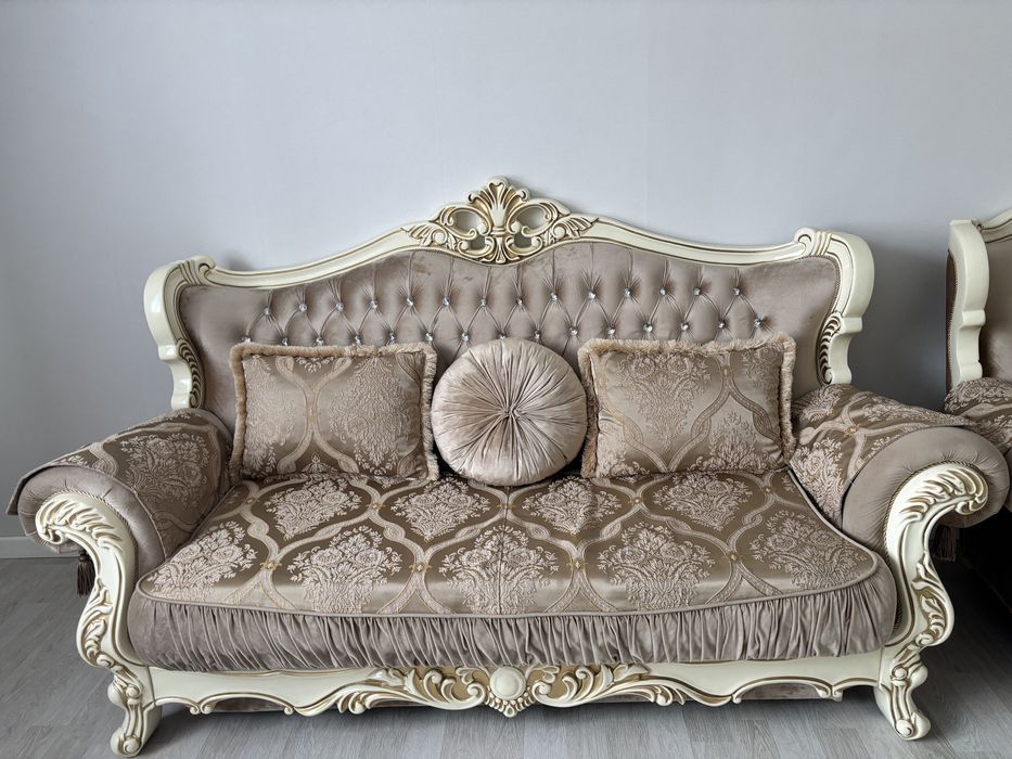 Продам диван и кресло