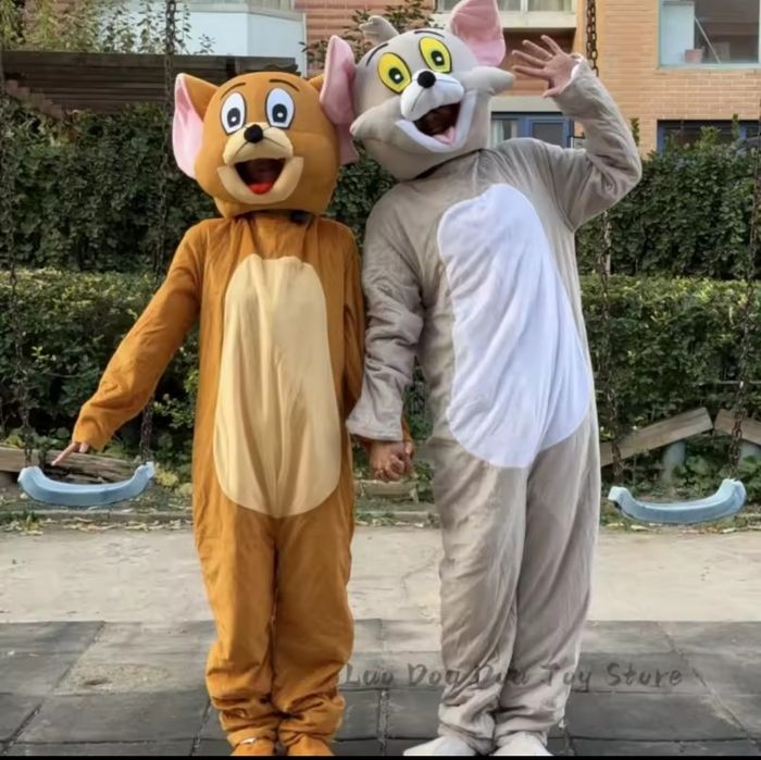 Tom și Jerry pantera roz și toată lumea copilăriei