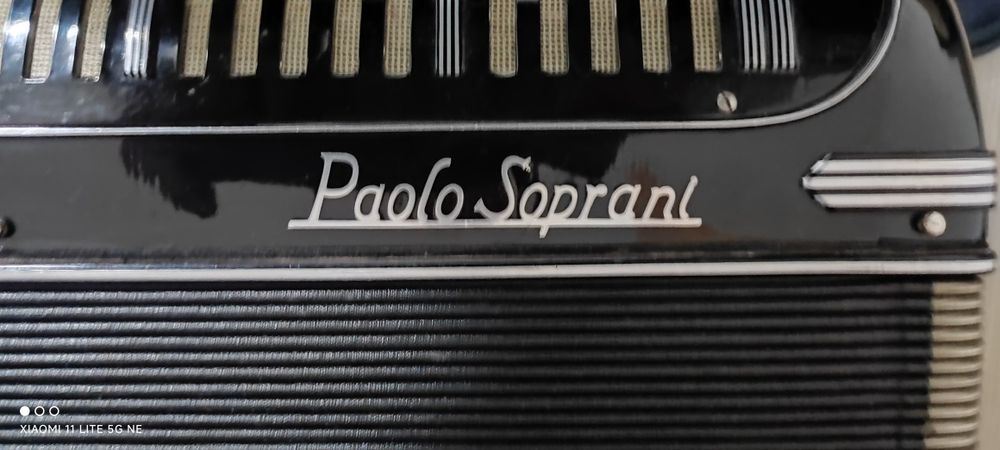 Vând acordeon Paolo Soprani cu Cassotto