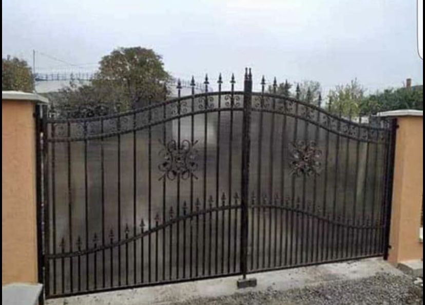 Gard porti din fier forjat