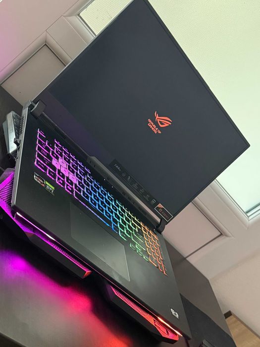 Laptop Gaming Asus ROG G17