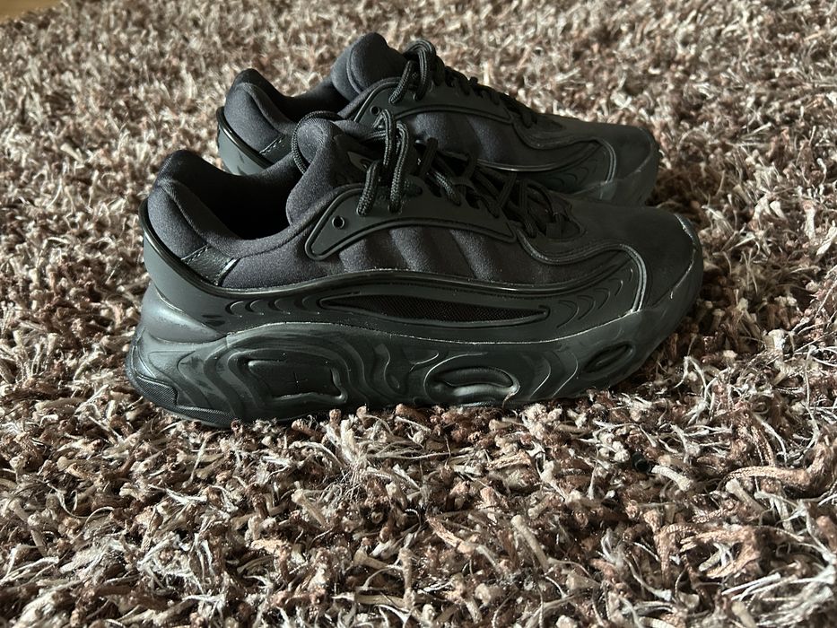 Adidas Oznova Black Sneakers de vânzare