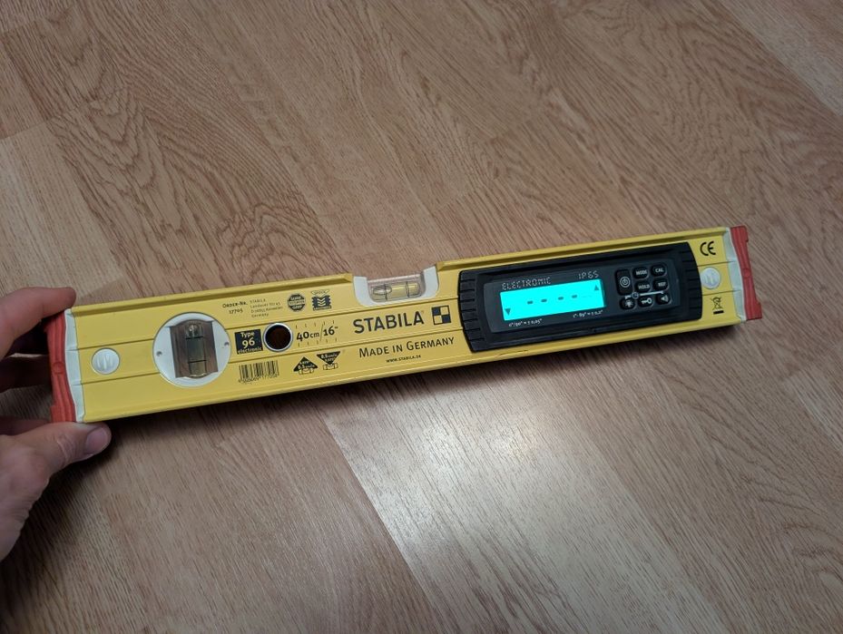 Nivela electronica profesionala cu bula de aer tip 96  40cm