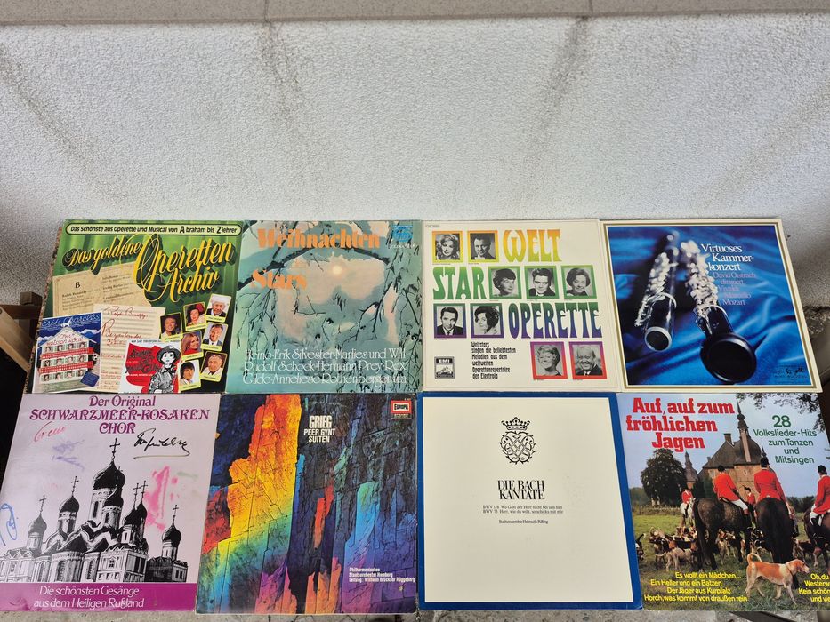 Vând 150LP Discuri Vinil colectie muzica clasica compozitori celebrii