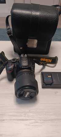 Nikon.  DX. D3200