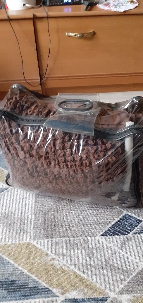 Продам комплект на диван и2 кресла