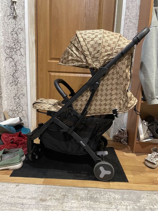 Коляска прогулочная, складная