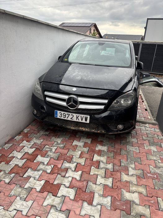 Demembrez Mercedes Bclass 2.2 diesel 2013