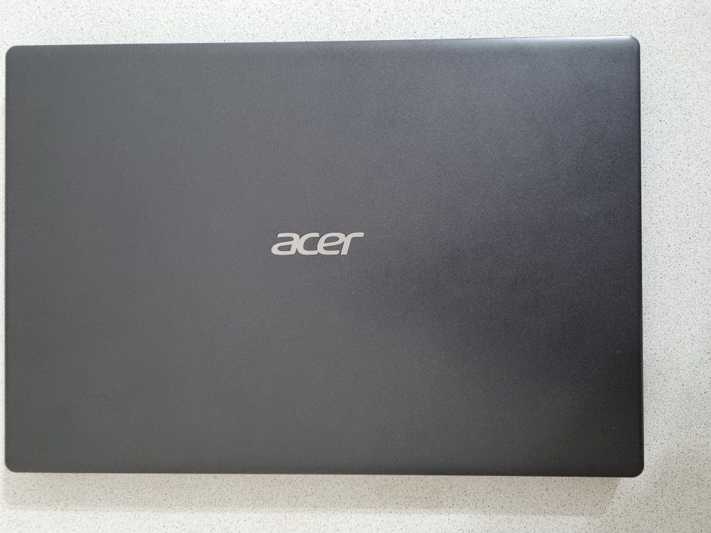 Продам ноутбук Acer!