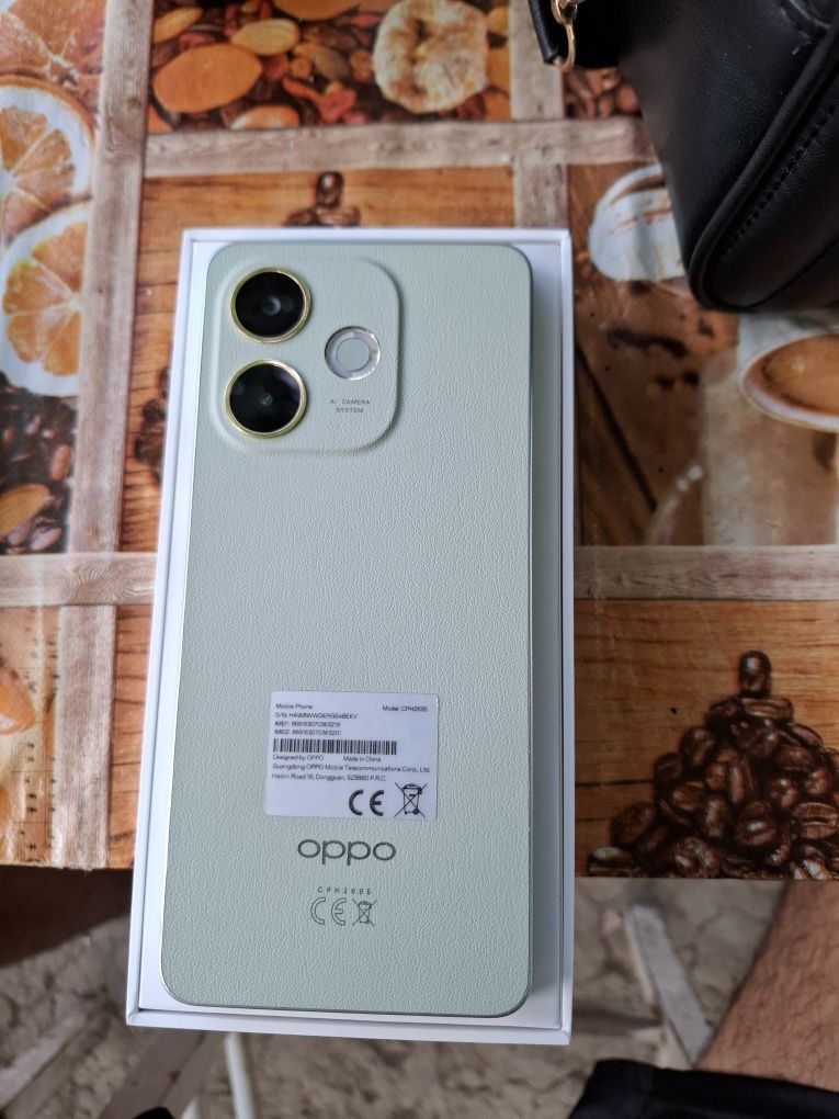 Vând telefon, oppo A5,Pro 5G,telefonul este nou ,ne folosit,stare noua