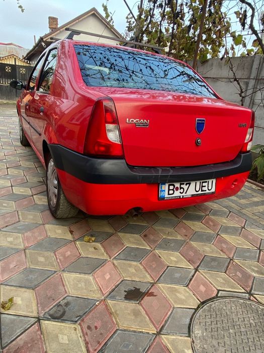 Vand dacia logan  al 2 lea proprietar