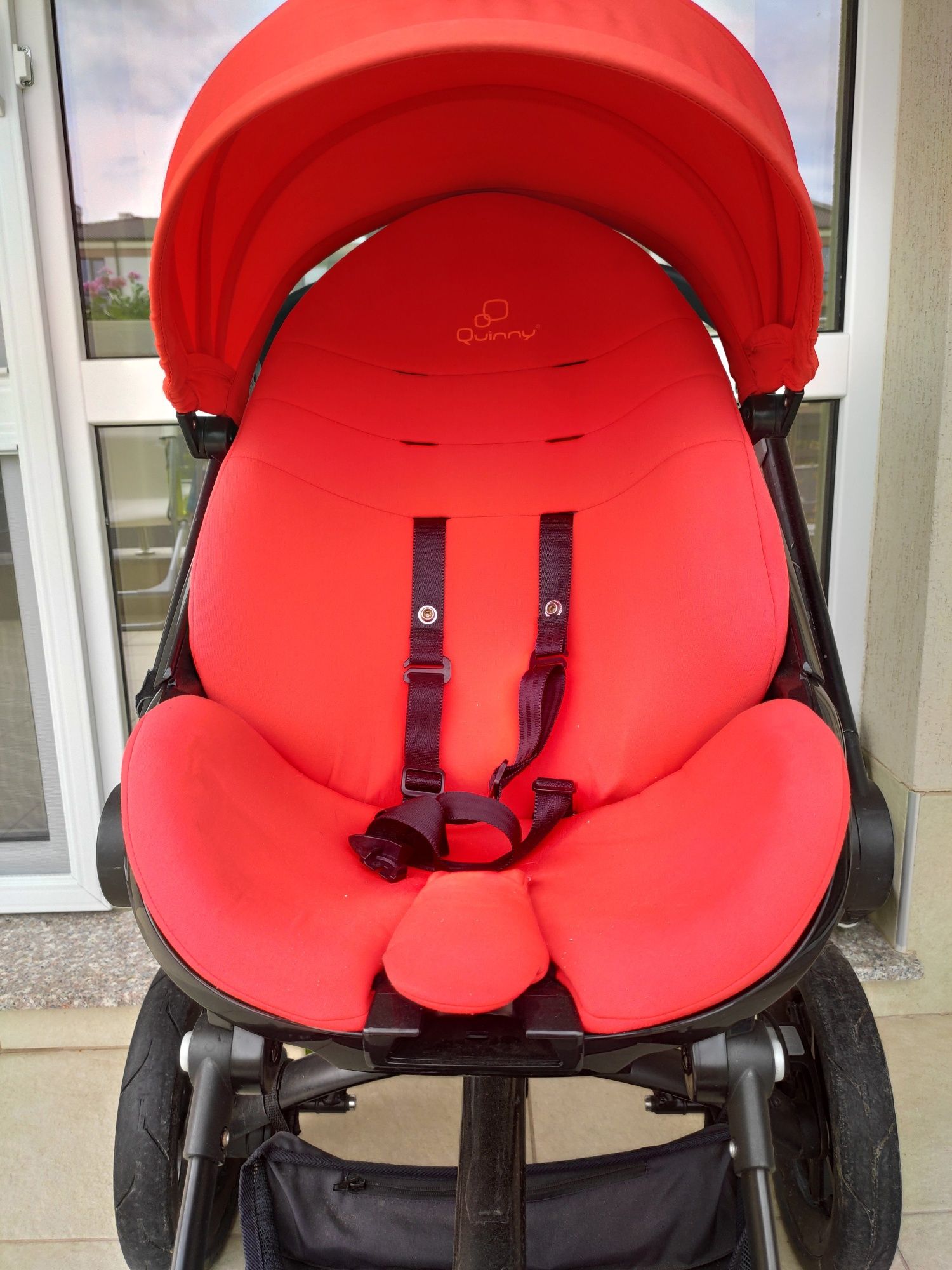 Quinny moodd - количка и столче за новородено
