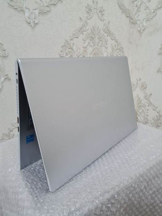 Ноутбук Asus ideal
