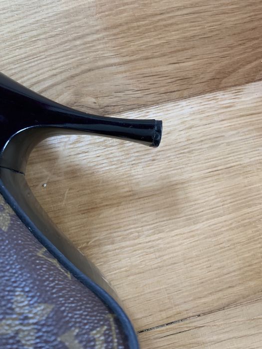 Pantofi originali Louis Vuitton 39