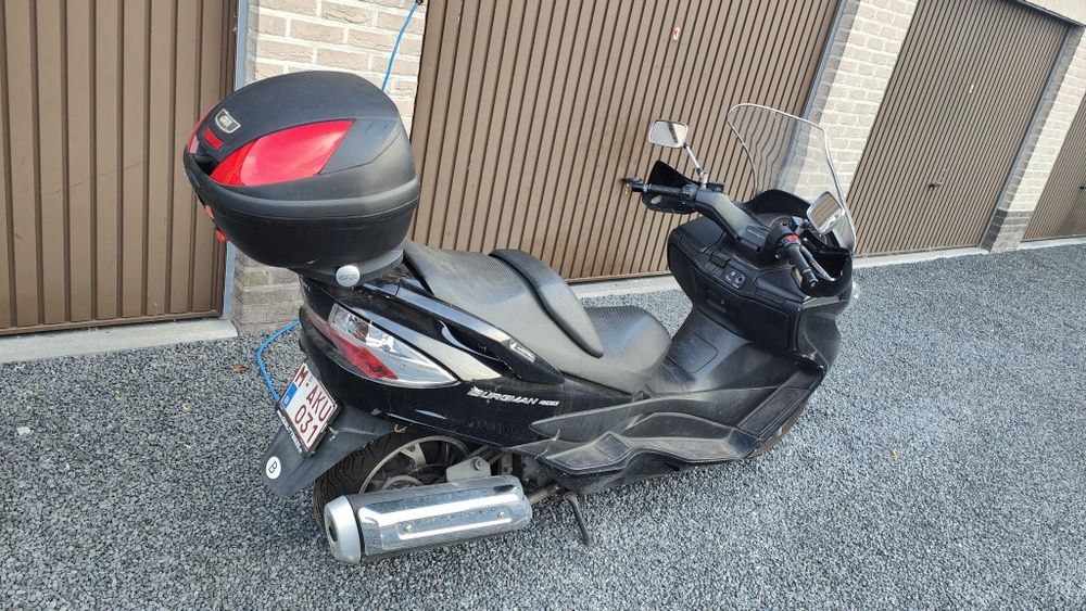 Maxi scuter Suzuki Burgman AN400