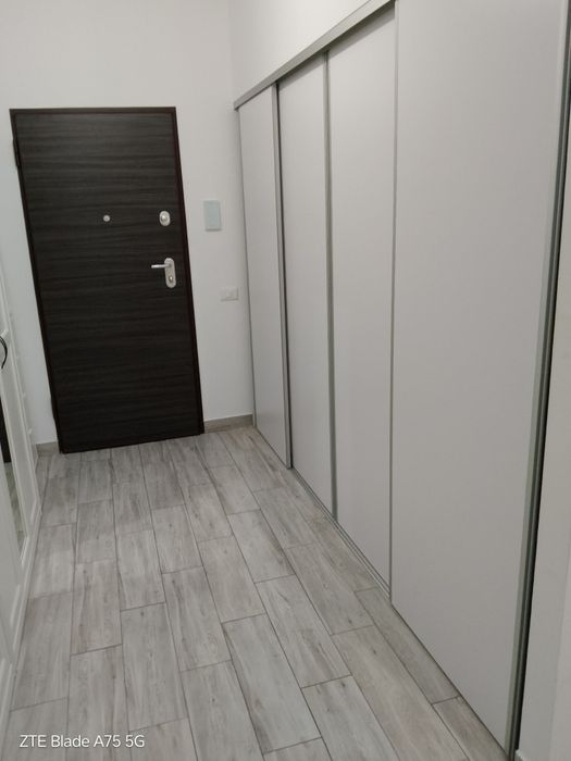 Vand studio decomandat la cheie, 42mp, 100 m de plajă, strada D25 nr90