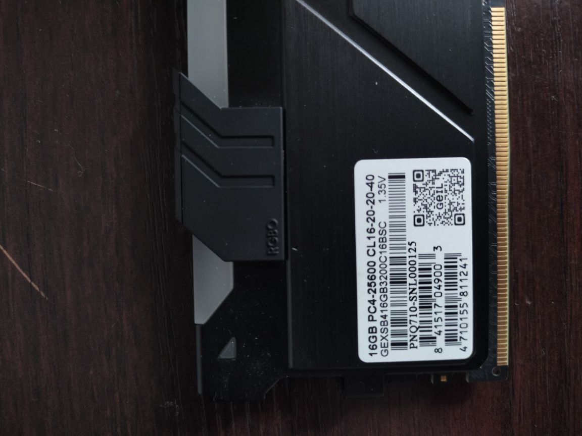 Оперативная память DDR4 3200мгц 16gb RGB