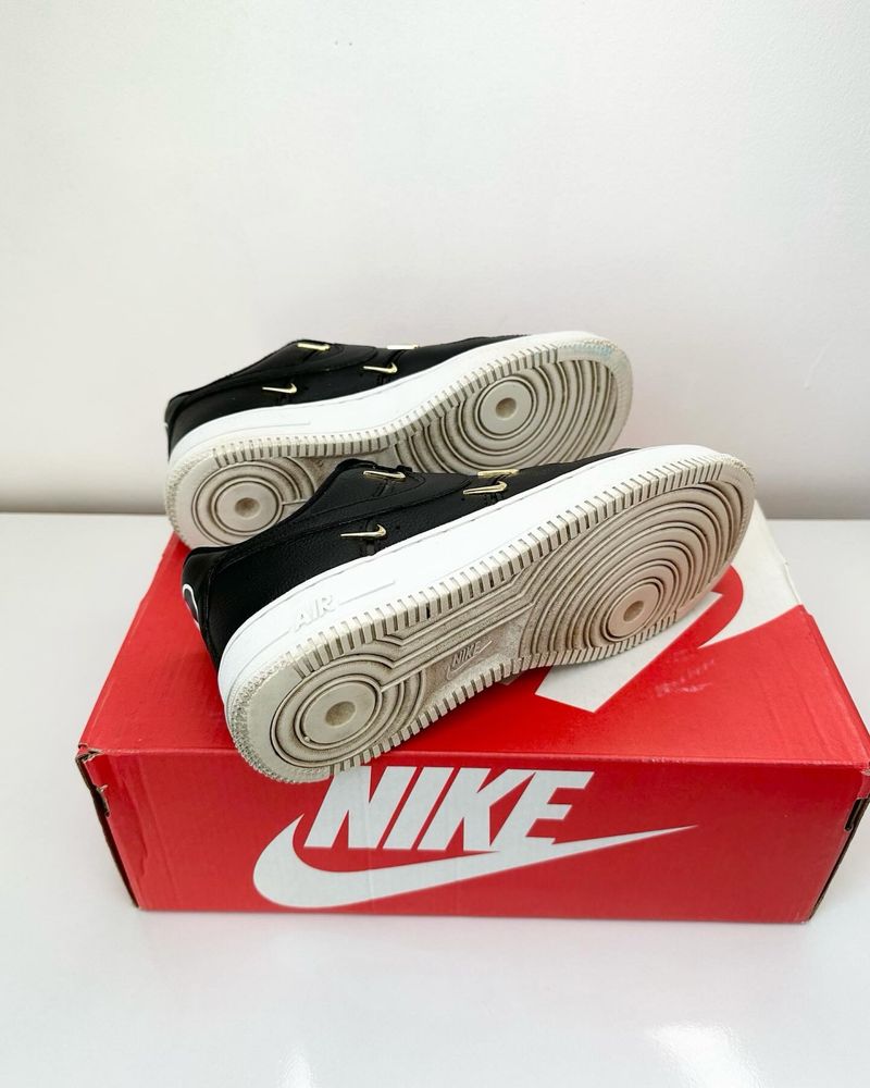 Nike Air Force  (37) Дамски Маратонки