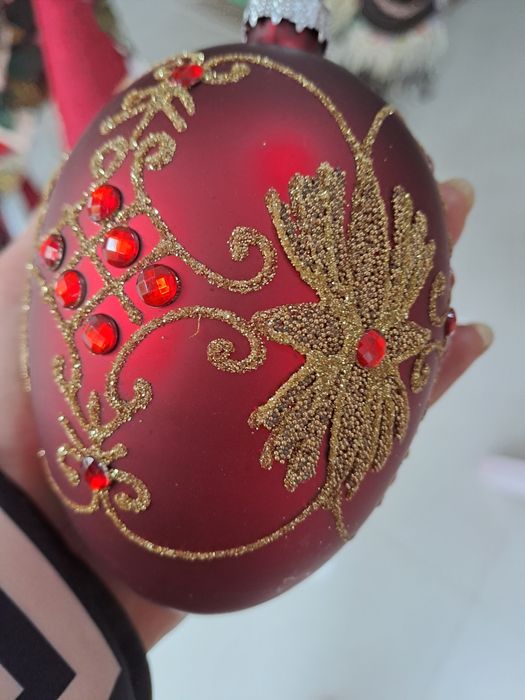 Стъклени играчки за елха