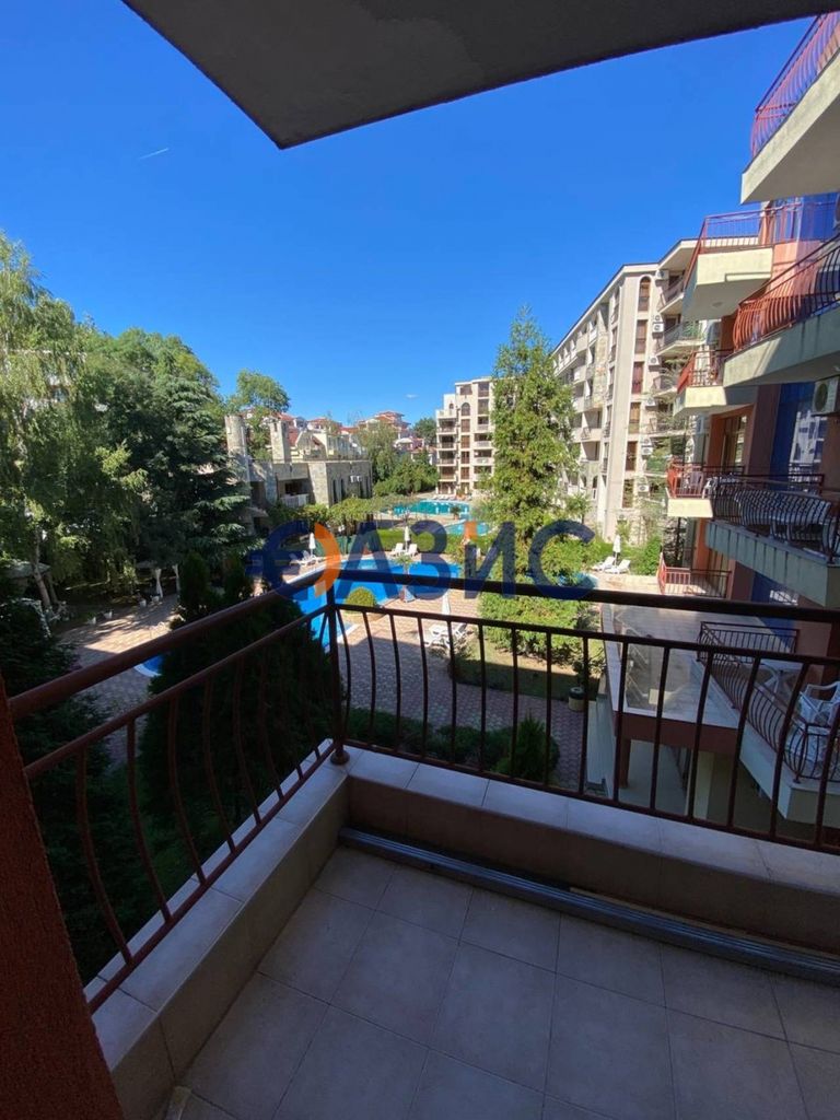 Продава се Двустаен апартамент в к.к. Слънчев бряг - 58 кв.м за 1056 €/кв.м - Снимка #10